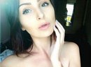 Ouvrir le tchat avec naomy