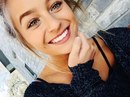 Ouvrir le tchat avec rebecca
