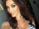 Ouvrir le tchat avec laila