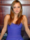 Ouvrir le tchat avec Tania