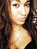 Ouvrir le tchat avec helena