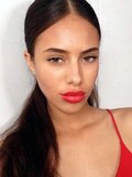 Ouvrir le tchat avec Luane