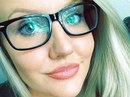 Ouvrir le tchat avec elena